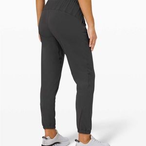 Lululemon Adapted State Jogger (sz6/graphite grey)
